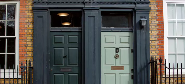 Front Door Window Replacement in Oak Ridge, FL