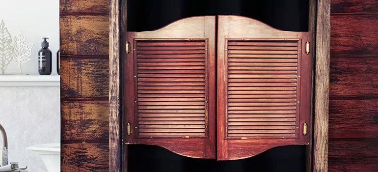 Installing Saloon Door Hinges in Oak Ridge, FL