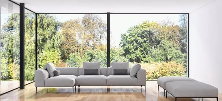 Tilt Out Window in Oak Ridge, FL