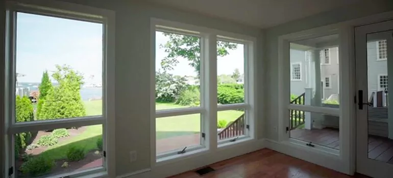 Double-hung Window Repair in Oak Ridge, FL