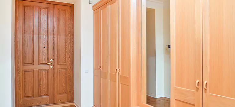 Prehung Wood Interior Doors in Oak Ridge, FL